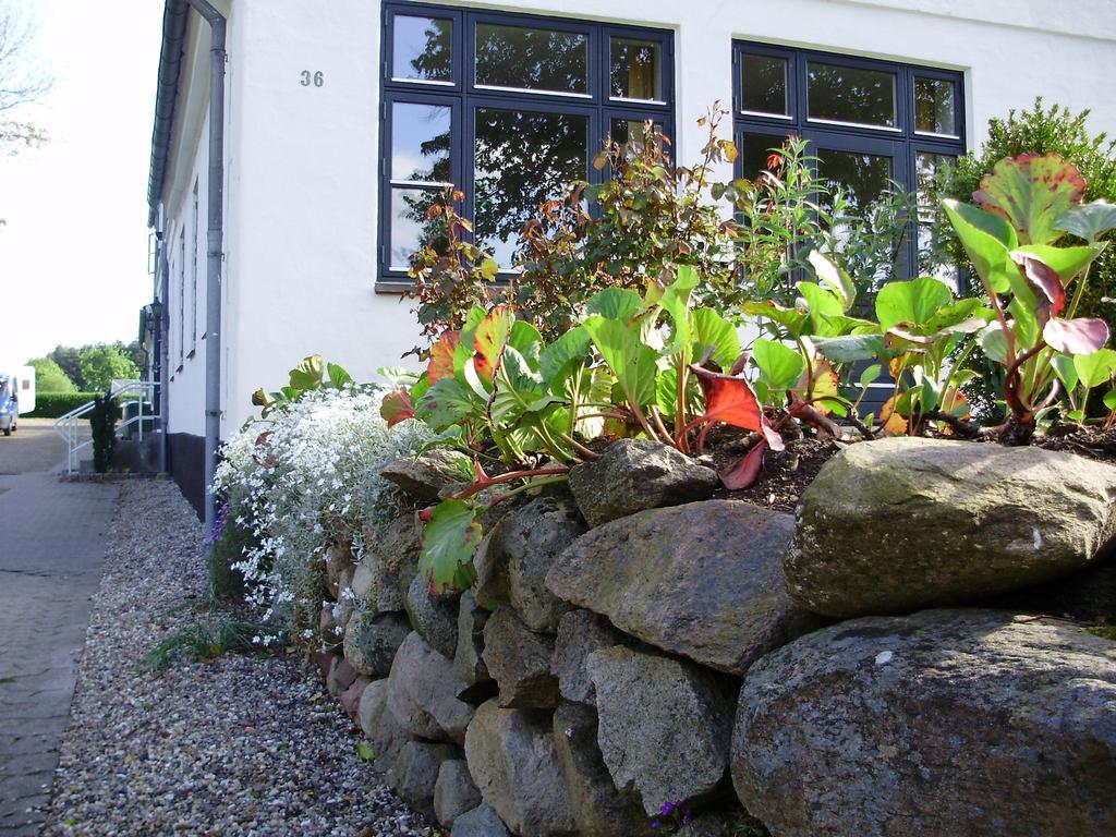 Provstegarden Bed & Breakfast Hovedgård Exterior foto